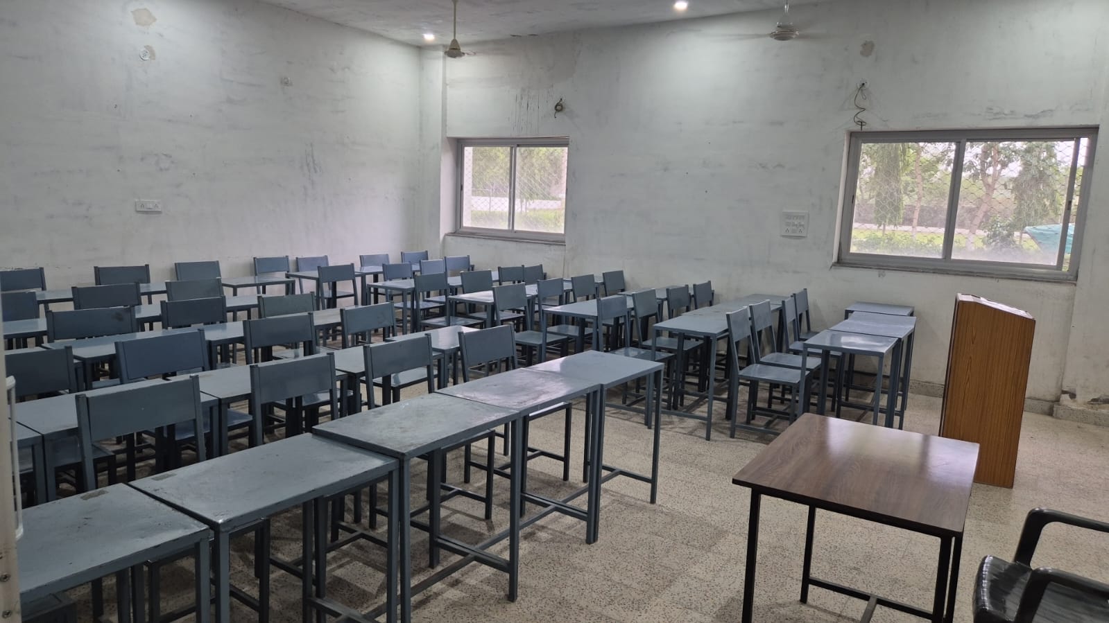 Class%20Room%20(1).jpg
